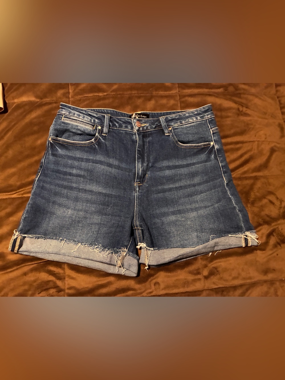 Risen brand, size XL, Frayed Hem Cuffed Dark Blue Denim Jean Shorts
